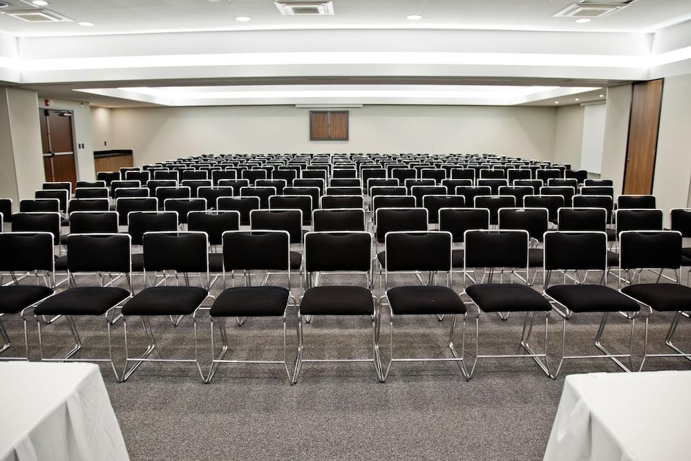 City Express Plus By Marriott Monterrey Nuevo Sur Exteriör bild