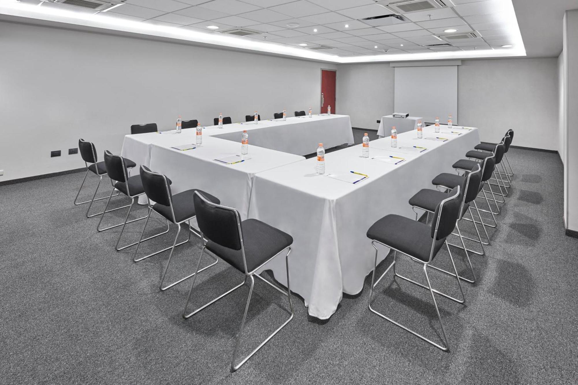 City Express Plus By Marriott Monterrey Nuevo Sur Exteriör bild