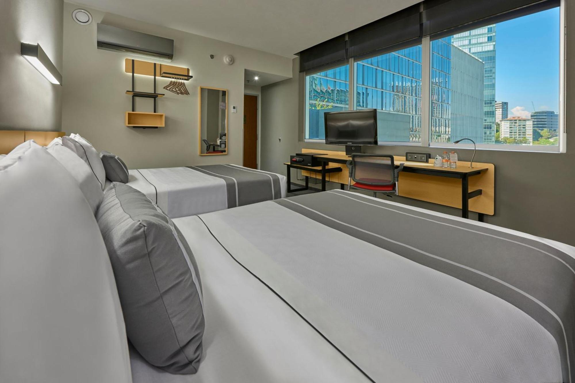 City Express Plus By Marriott Monterrey Nuevo Sur Exteriör bild