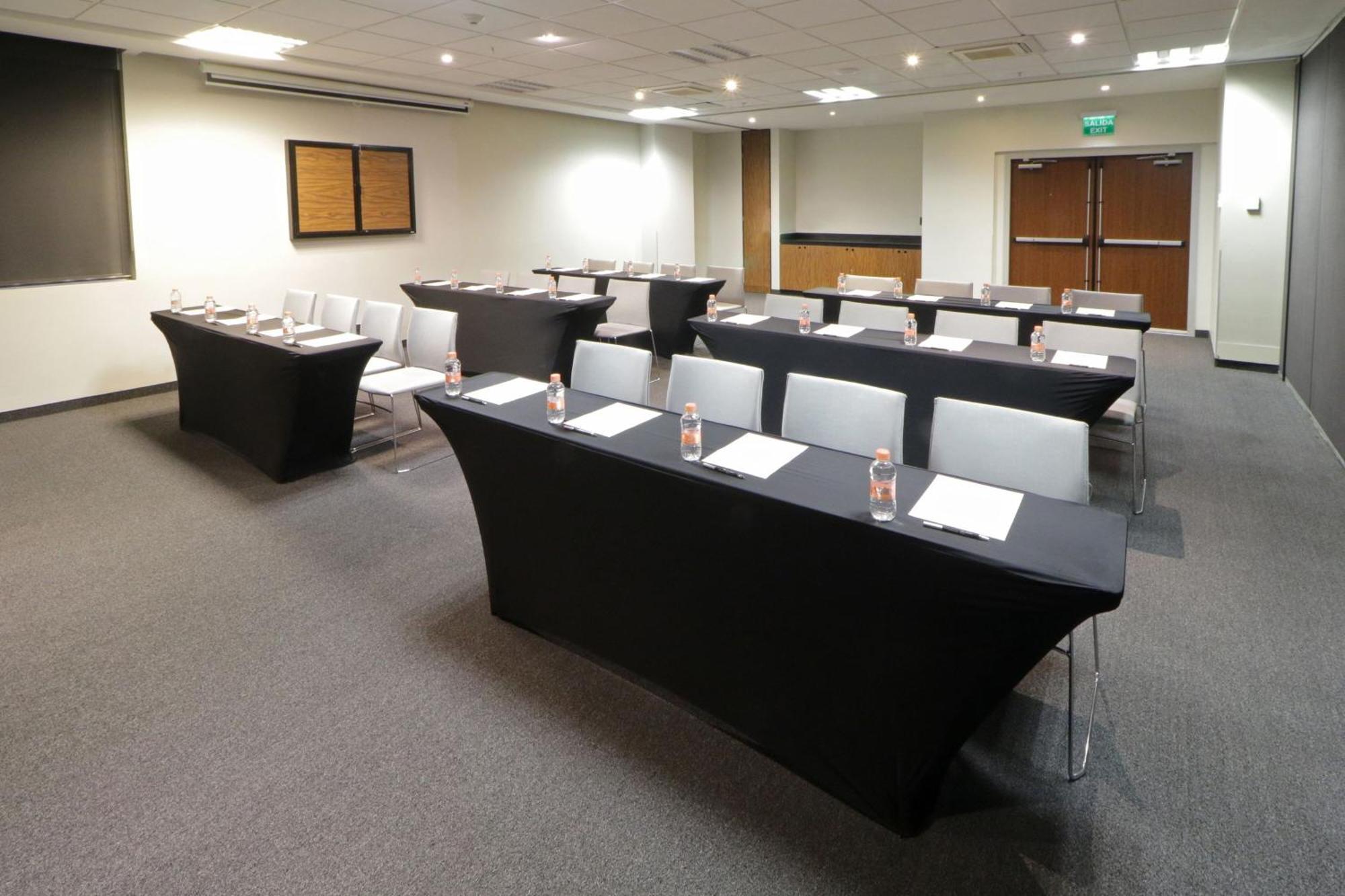 City Express Plus By Marriott Monterrey Nuevo Sur Exteriör bild