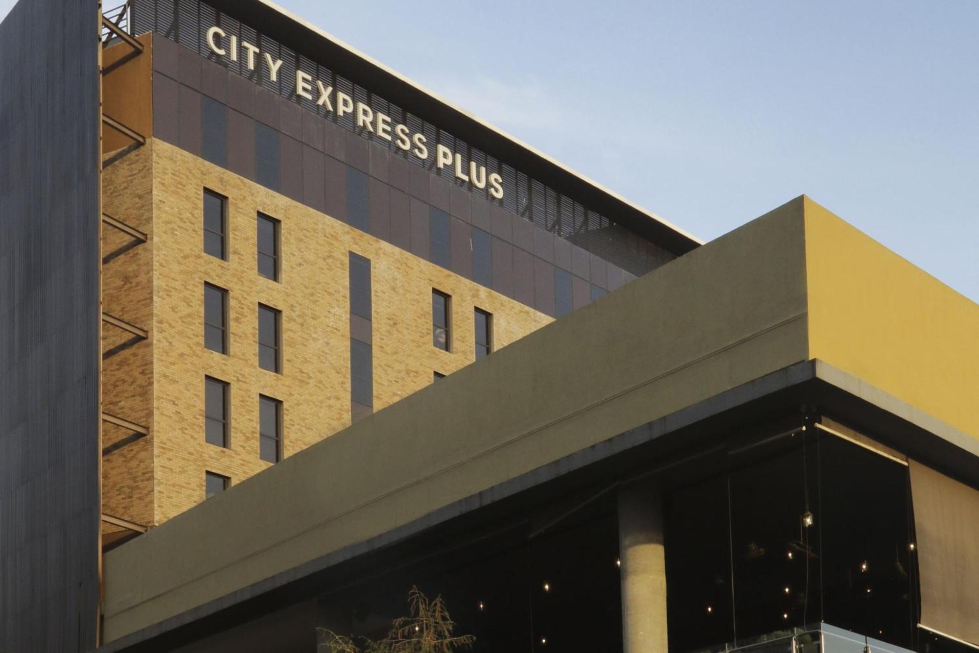 City Express Plus By Marriott Monterrey Nuevo Sur Exteriör bild