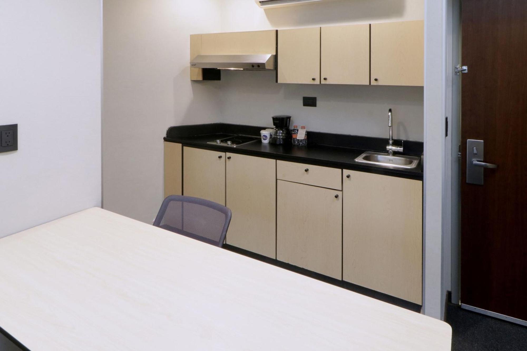 City Express Plus By Marriott Monterrey Nuevo Sur Exteriör bild