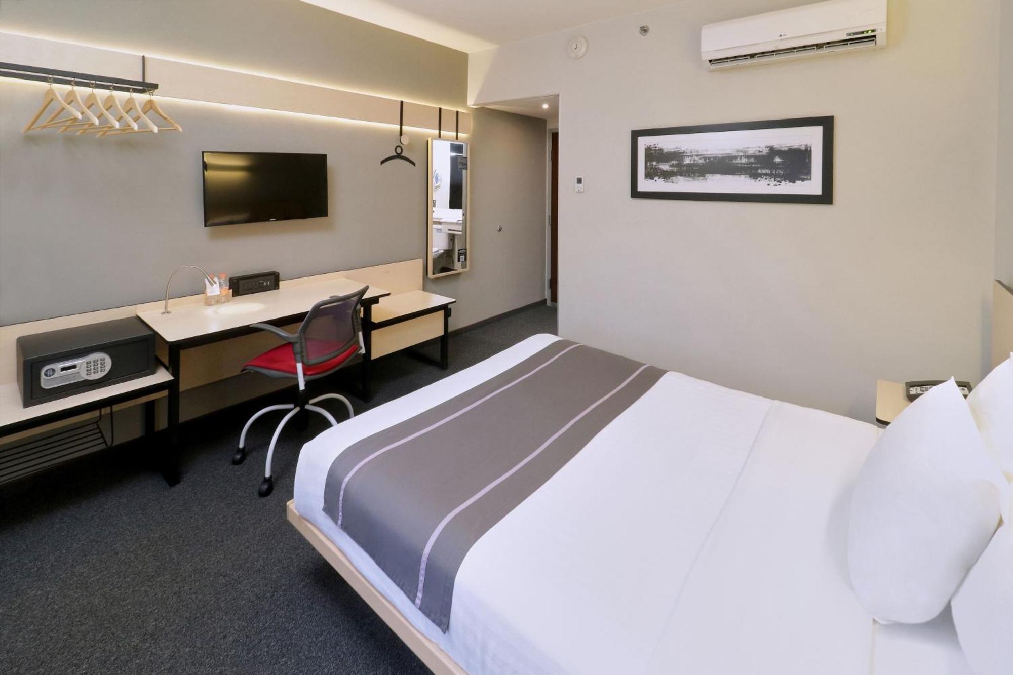 City Express Plus By Marriott Monterrey Nuevo Sur Exteriör bild