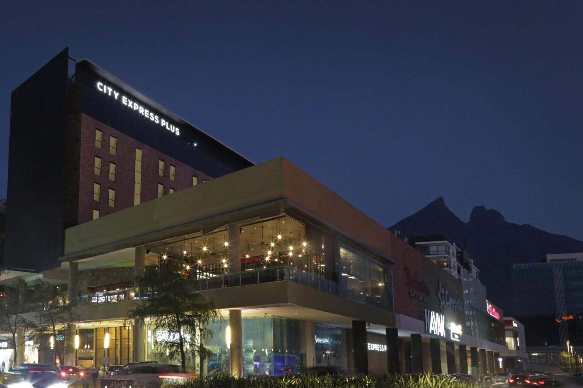City Express Plus By Marriott Monterrey Nuevo Sur Exteriör bild