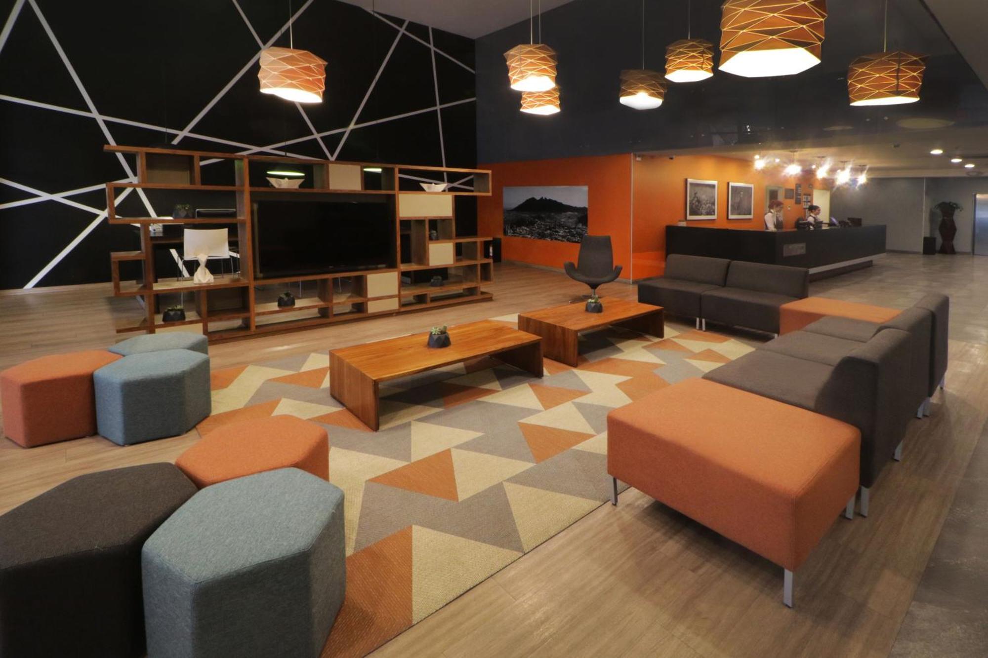 City Express Plus By Marriott Monterrey Nuevo Sur Exteriör bild